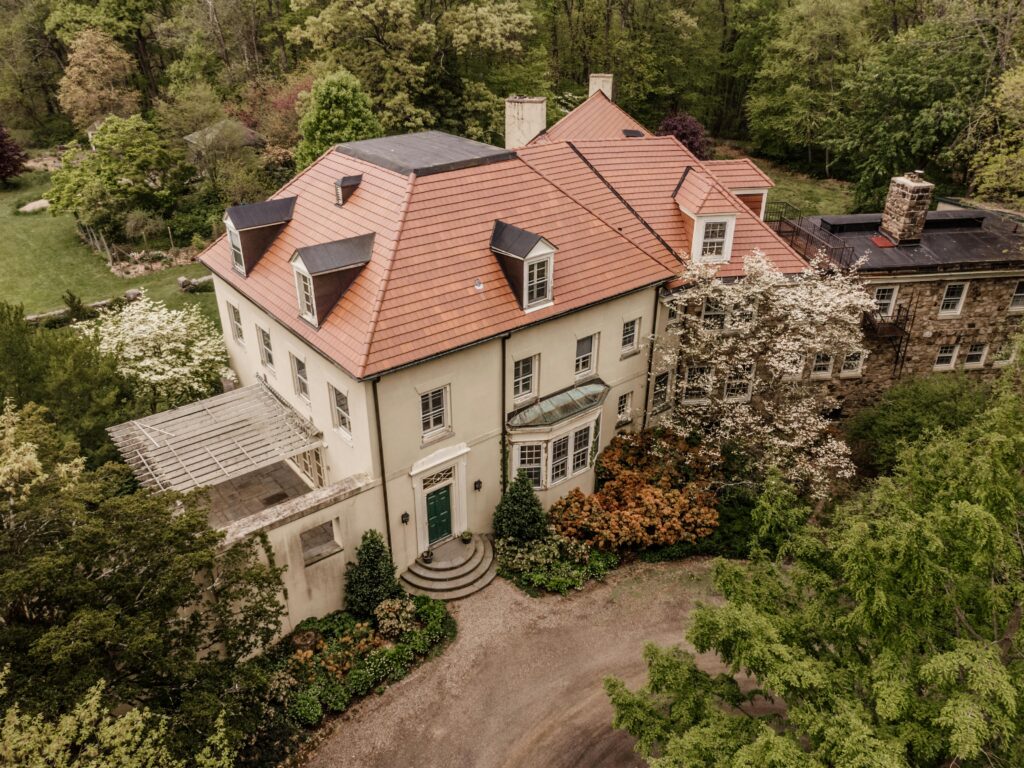 Sell Your Home Faster in 2025 with Real Estate Drone Photography
