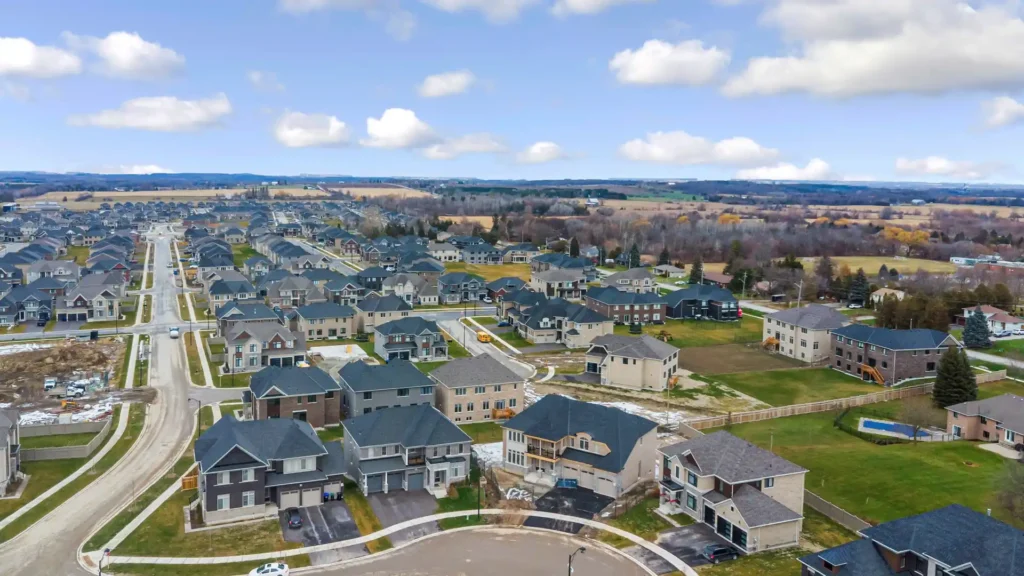 Professional real estate photographer capturing bright interior photos for a property in Mississauga, Brampton, Toronto, and Oakville.